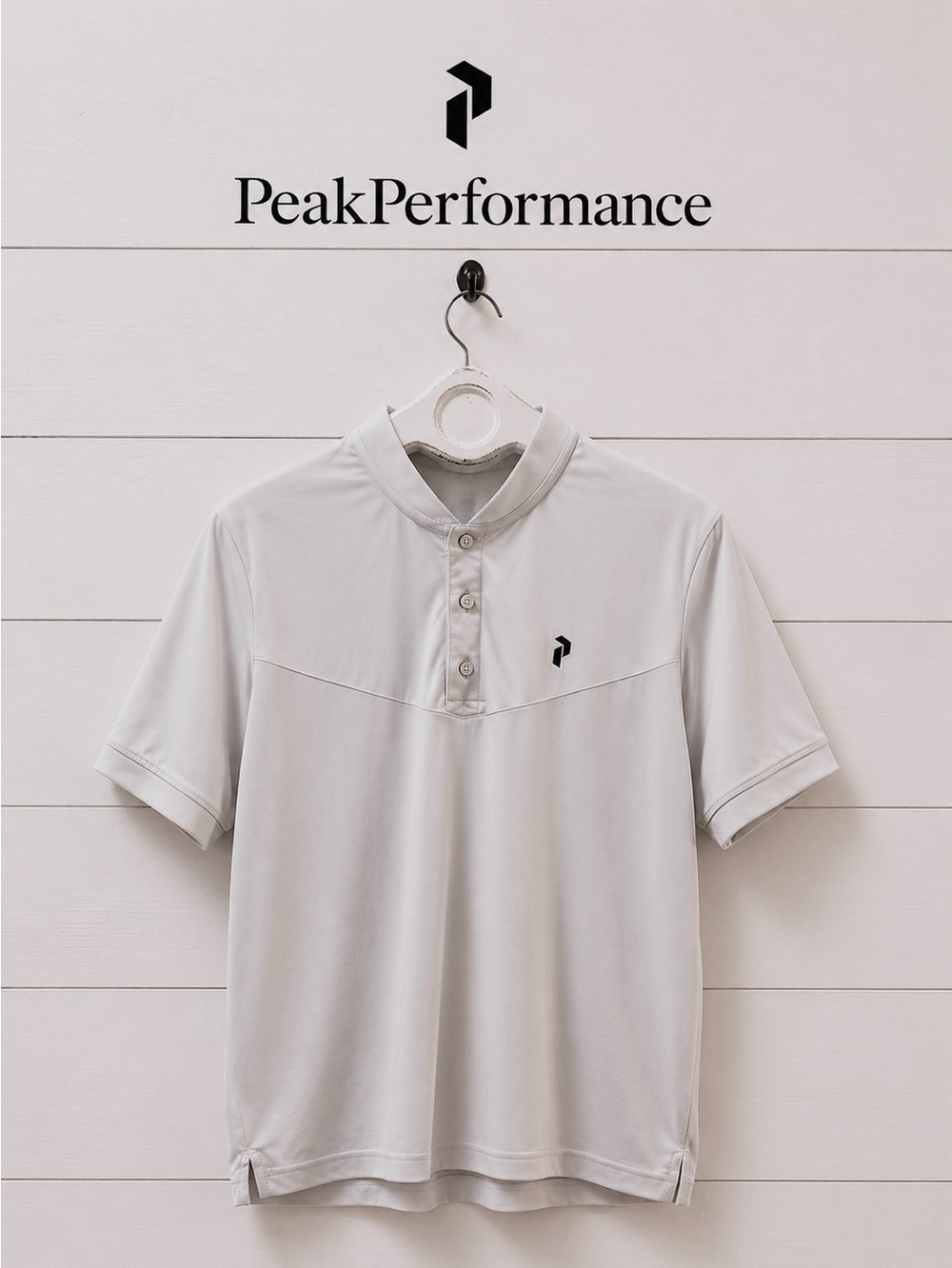 PEAK PERFORMANCE White Chase Polo – Size L